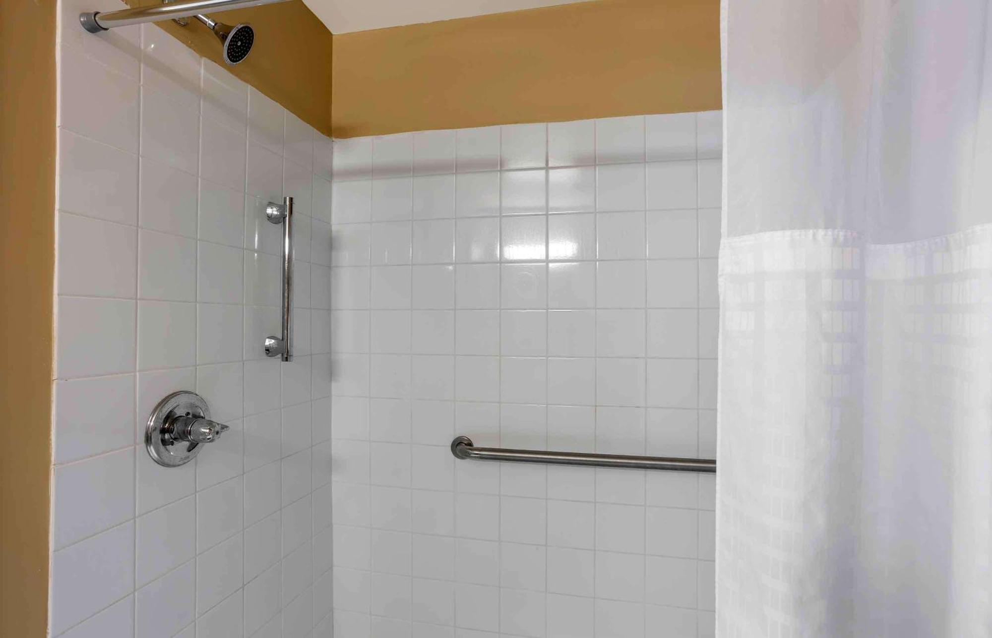 Extended Stay America Suites - Philadelphia - Екстън Екстериор снимка
